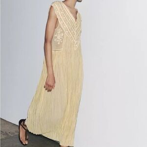 Zara Cream Pleated Maxi Sundress V-Neck Sleeveless